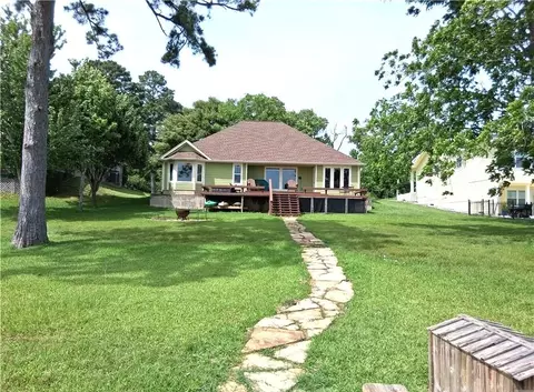 Exterior - 231 Memphis Bell, Trinity, TX 75862 photo 2 of 7