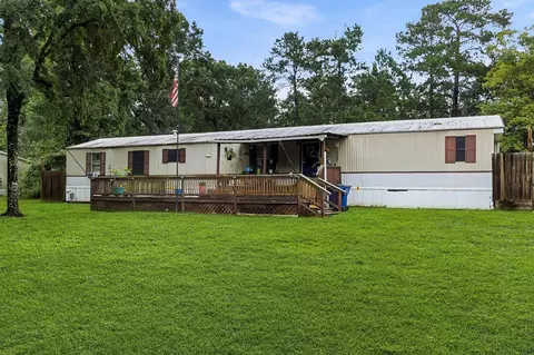 158 Cedar Valley Rd, Livingston, TX 77351
