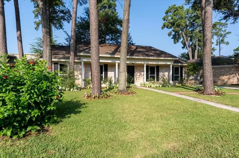 Exterior - 25019 Barmby Dr, Spring, TX 77389 photo 2 of 9