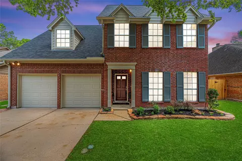 7718 Woodlett Ct, Houston, TX 77095