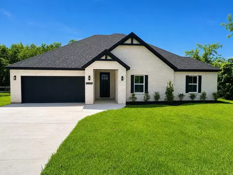 12491 Ridgecrest Dr, Willis, TX 77318