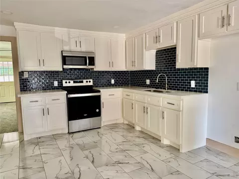 4613 Dewberry St, Houston, TX 77021