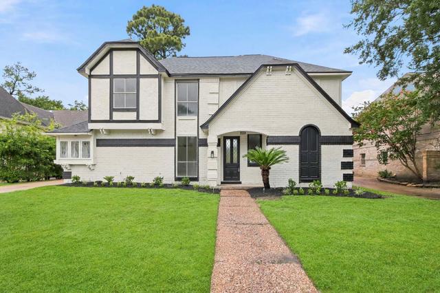 3430 Amber Forest Dr, Houston, TX 77068