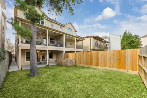 210 Malone St, Houston, TX 77007