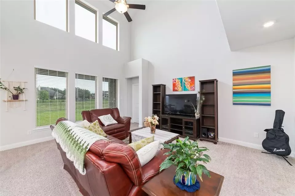 Living - 8915 Japonica Dr #DA, Richmond, TX 77469 photo 1 of 1