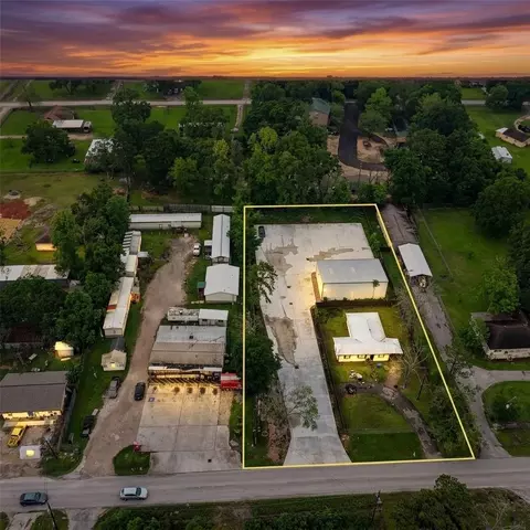 22316 E Martin Dr, Porter, TX 77365