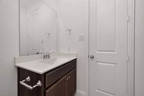 Bath - 6722 Chicoma St, Spring, TX 77379 photo 6 of 6
