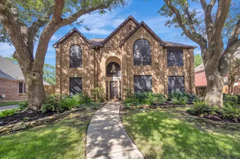 16531 Town Lake Ct, Houston, TX 77059