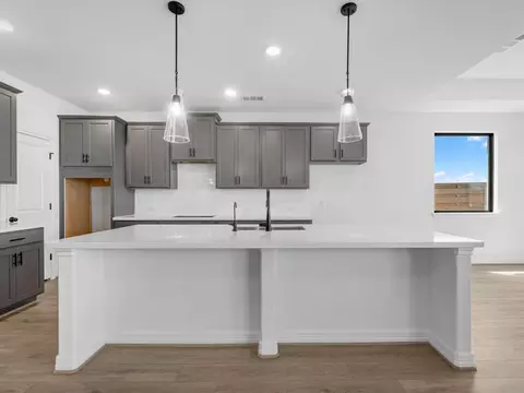 Kitchen - 7722 Jasper Meadows Way, Angleton, TX 77515 photo 1 of 3