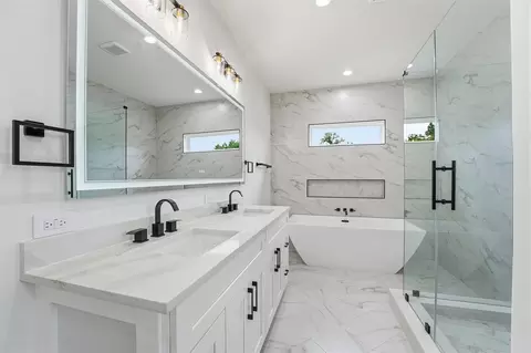6128 Endeavor Heights Rd, Houston, TX 77091
