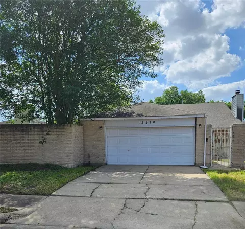 12410 Sungate Ln, Houston, TX 77071