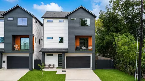 3514 Arlington St, Houston, TX 77018