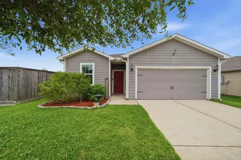 2060 Saras Way, Brookshire, TX 77423