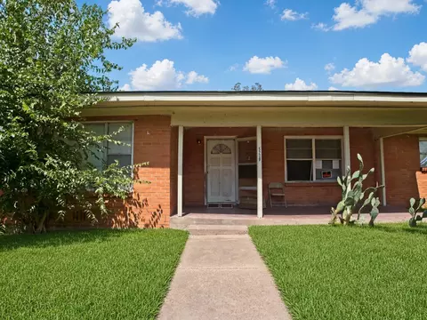 5229 Rue St, Houston, TX 77033