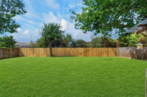 Exterior - 23631 Verngate Dr, Spring, TX 77373 photo 6 of 8