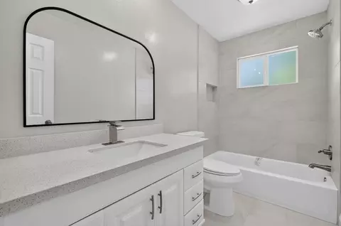 Bath - 23631 Verngate Dr, Spring, TX 77373 photo 4 of 4