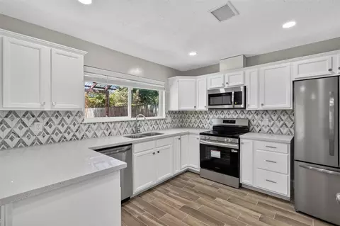 Kitchen - 23631 Verngate Dr, Spring, TX 77373 photo 3 of 3