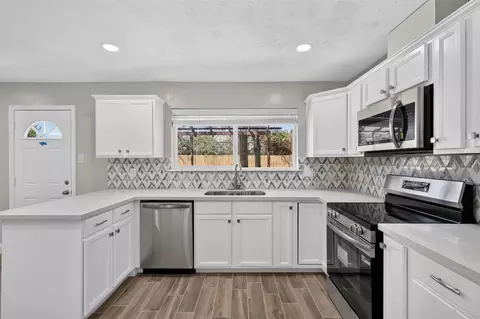 Kitchen - 23631 Verngate Dr, Spring, TX 77373 photo 1 of 3