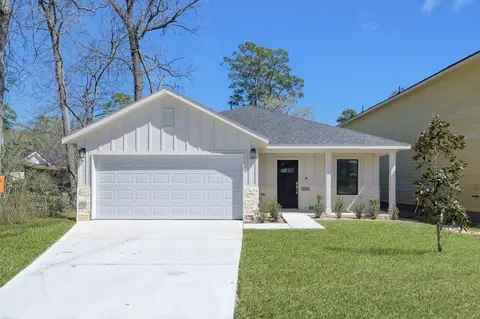 106 Harbor Court Dr, Montgomery, TX 77356