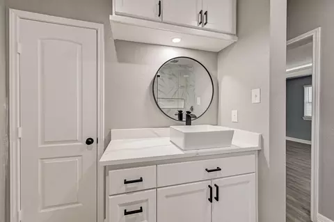 Bath - 3306 Gary Ln, Spring, TX 77380 photo 5 of 7