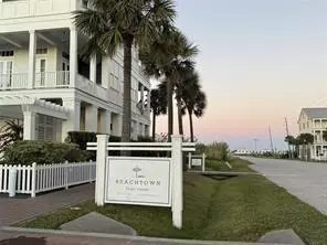 722 726 Ramsar Rd, Galveston, TX 77550