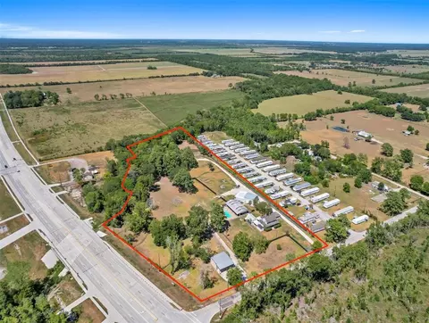215 Reidland Rd, Crosby, TX 77532