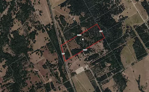 8590 Hammond Rd, Calvert, TX 77837