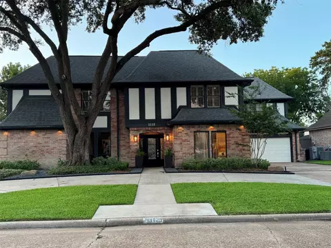 1110 Daria Dr, Houston, TX 77079