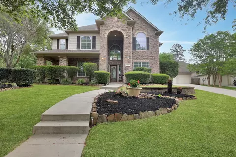 2167 Summit Mist Dr, Conroe, TX 77304