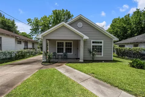 6928 Canal St, Houston, TX 77011