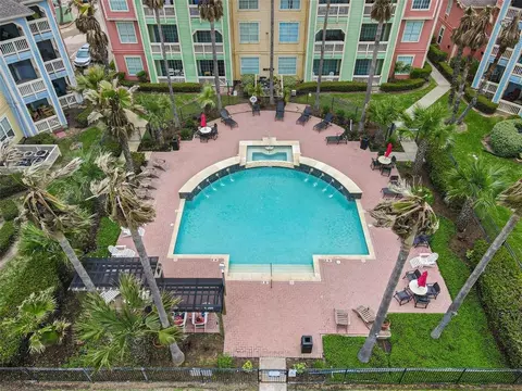 7000 Seawall Blvd #1014, Galveston, TX 77551