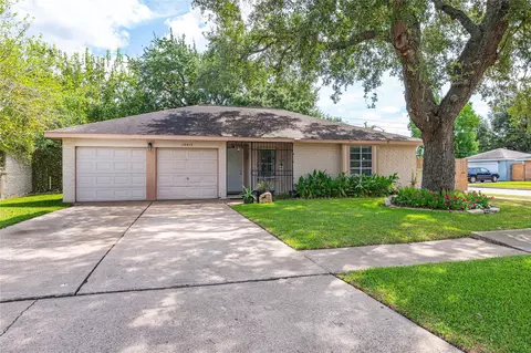 10415 Leawood Blvd, Houston, TX 77099