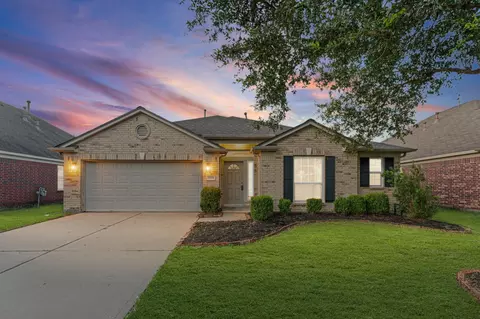 18426 Cypress Lake Village Dr, Cypress, TX 77429