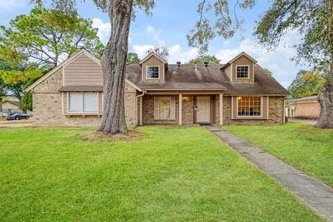 1403 Neptune Ln, Houston, TX 77062