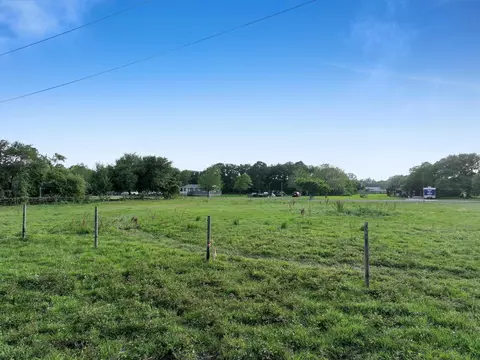 1364 Walter, High Island, TX 77632