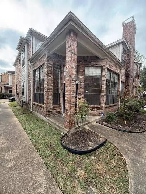 8888 Benning Dr #271, Houston, TX 77031