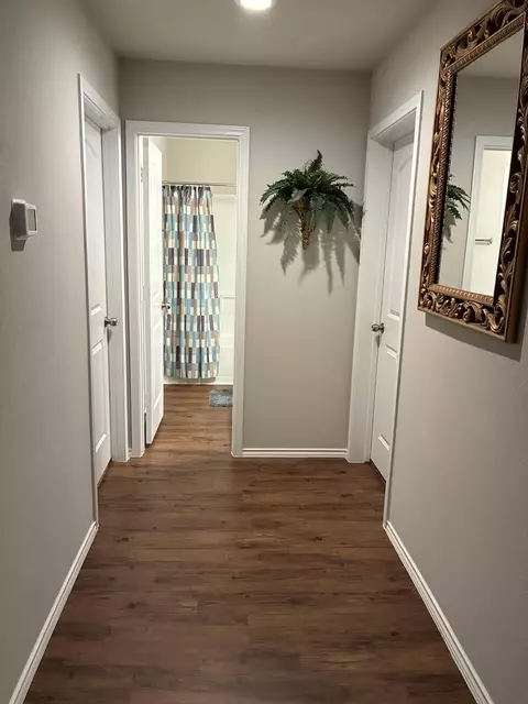 Entry Way - 5606 Mesquite Oaks Trl, Spring, TX 77389 photo 1 of 4