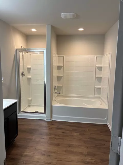 Bath - 5606 Mesquite Oaks Trl, Spring, TX 77389 photo 1 of 1