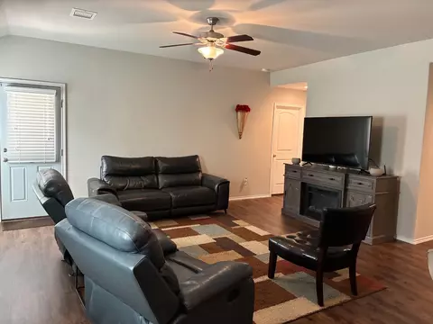 Living - 5606 Mesquite Oaks Trl, Spring, TX 77389 photo 1 of 2