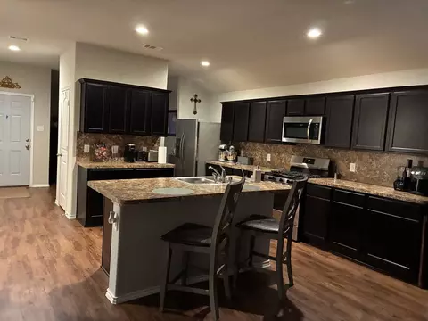 Kitchen - 5606 Mesquite Oaks Trl, Spring, TX 77389 photo 1 of 2