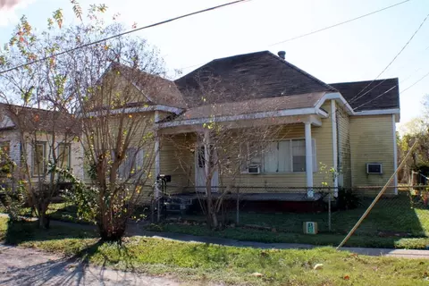 2602 Saltus St, Houston, TX 77003