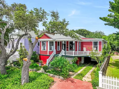 1518 21st St, Galveston, TX 77550