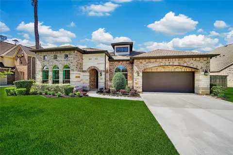 343 Twilight Toast Dr, Conroe, TX 77304