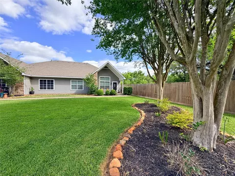 312 Hunt Rd #312, Baytown, TX 77521