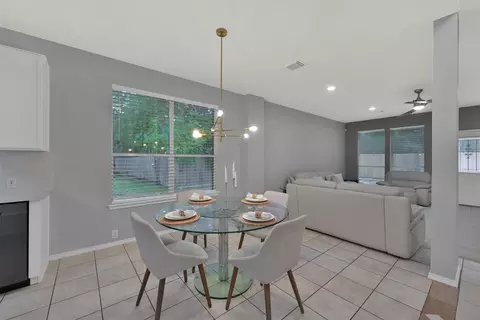 Dining - 2215 Louetta Brook Ln, Spring, TX 77388 photo 4 of 4