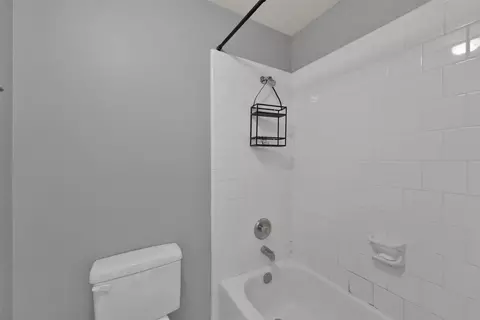 Bath - 2215 Louetta Brook Ln, Spring, TX 77388 photo 5 of 5