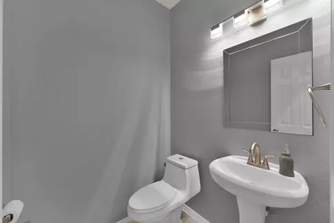 Bath - 2215 Louetta Brook Ln, Spring, TX 77388 photo 1 of 5
