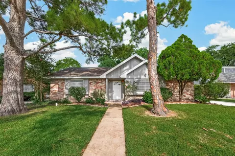 2230 Joel Wheaton Rd, Houston, TX 77077