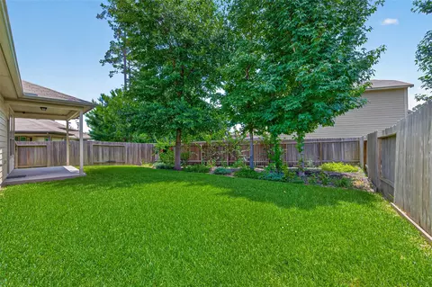 Exterior - 4429 Longleaf Timbers Ct, Conroe, TX 77304 photo 7 of 8