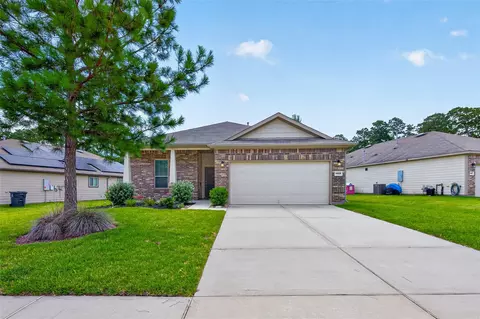 Exterior - 4429 Longleaf Timbers Ct, Conroe, TX 77304 photo 3 of 8